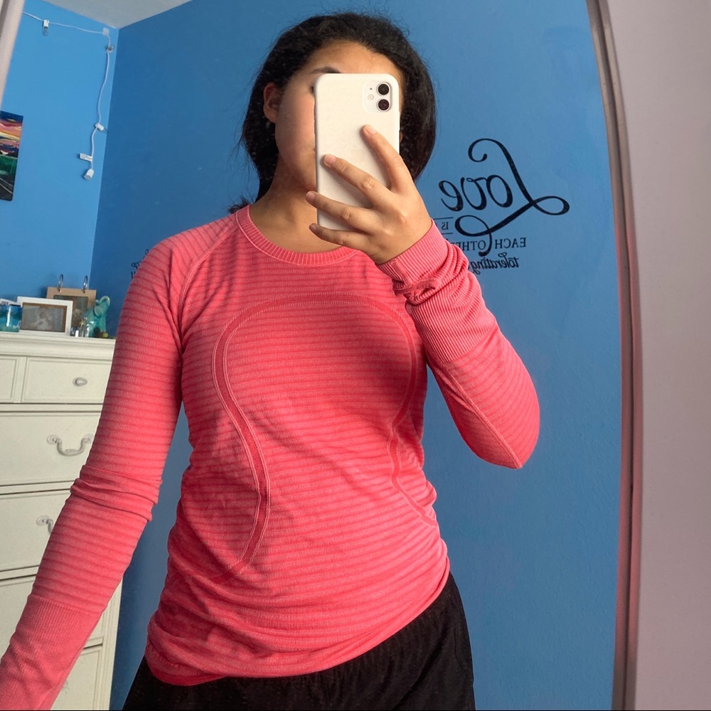 LULULEMON Boomjuice pink striped swiftly